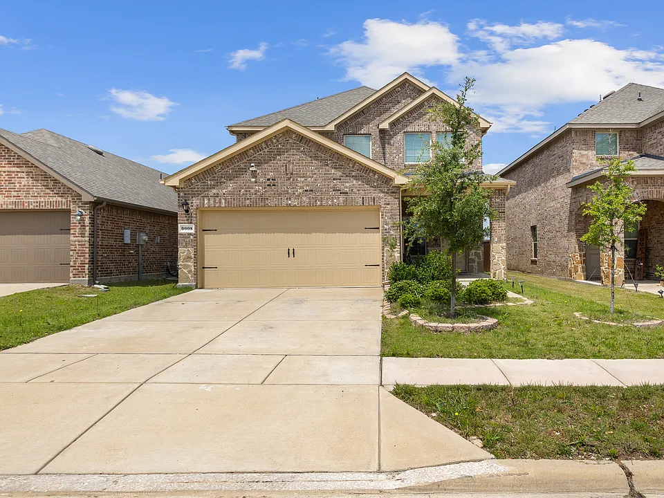 3005 Karsen Ln