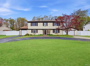 27 Millbury Lane, Setauket, NY 11720