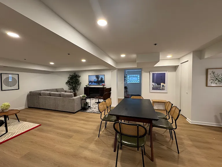 3059 W Augusta Blvd #B — Photo 11