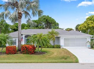 4 Bunker Ter, Rotonda West, FL 33947
