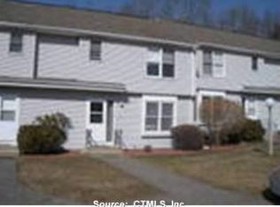 503 Chaplin Woods Dr, Chaplin, CT 06235