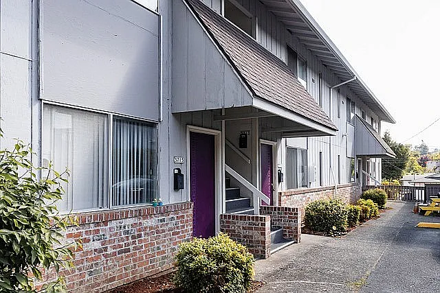 Villa 34 Apartments - Portland Oregon