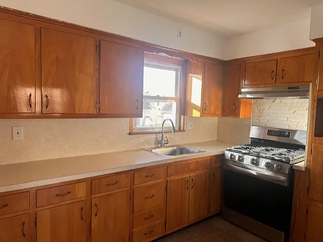 55 Alpine St #2 — Photo 9