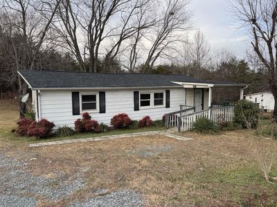621 Millstream Dr, Gretna, VA, 24557