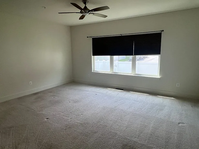 1705 Willard Way — Photo 7