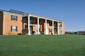 1st image of 3801 Stratford Park Dr SW APT 6