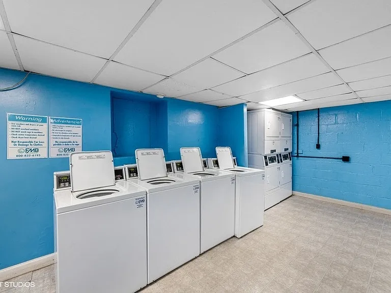 On-Site Laundry Facilities