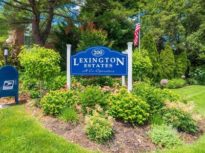 200 Lexington Avenue #4H, Oyster Bay, NY, 11771