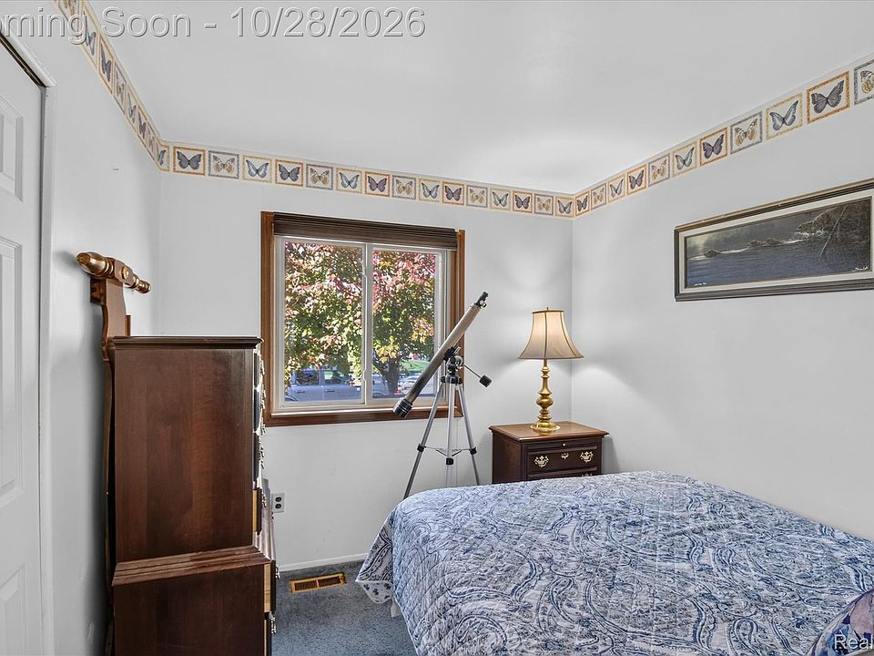9871 Barkley St, photo 9