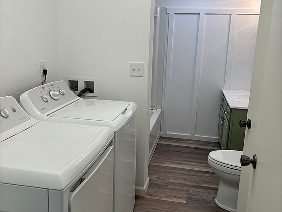 5th image of 275 1/2 5th Ave #1