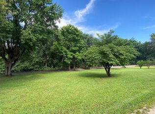 13870 Riverview Dr, New London, MO 63459