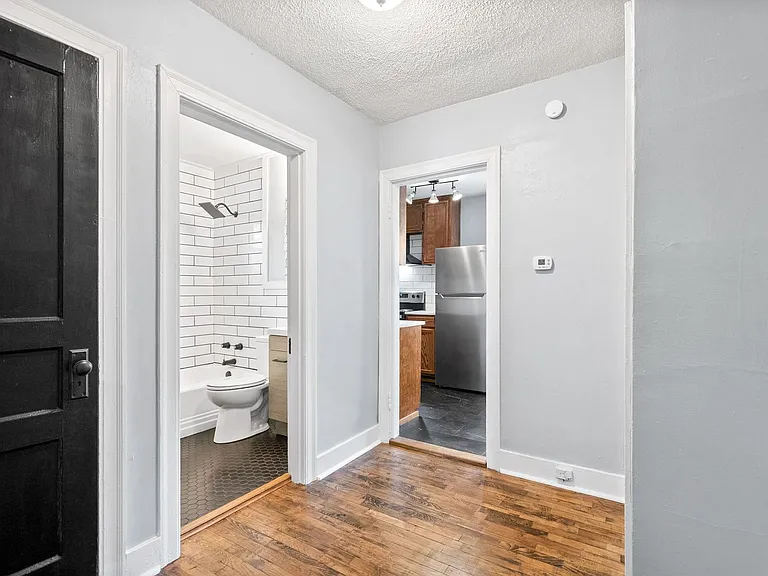 165 Liberty Pkwy — Photo 10
