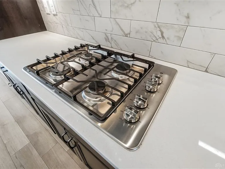 7241 Otley Dr — Photo 24