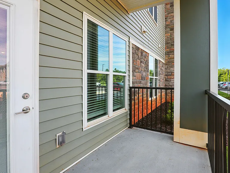 Shockley Terrace — Photo 22