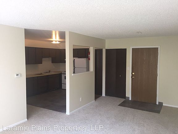 2nd image of 1308 E Flint St #8