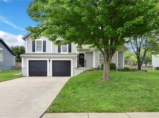 5739 Apache Dr, Shawnee, KS 66226