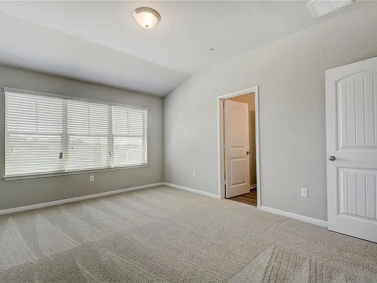 516 E Slaughter Ln #2301 — Photo 15