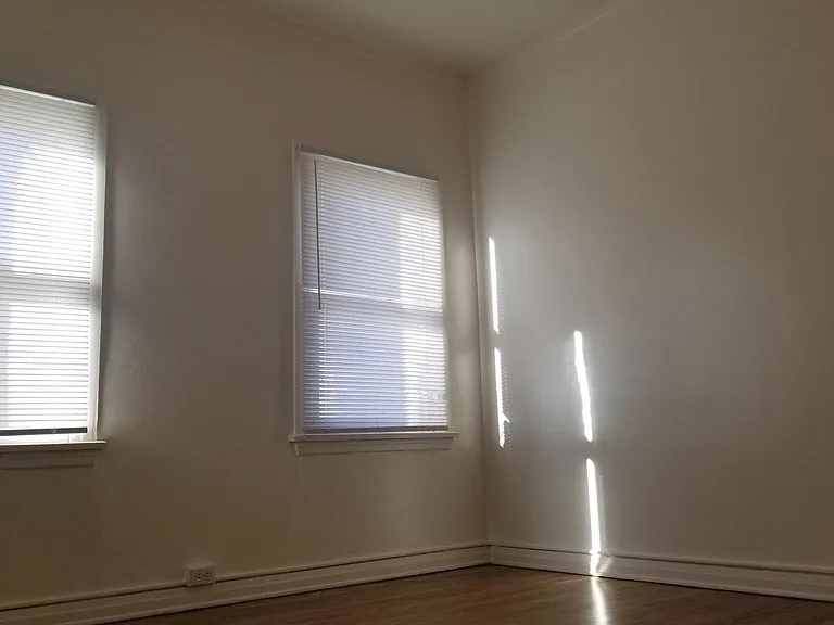 614 S Cloverdale Ave #10 — Photo 6