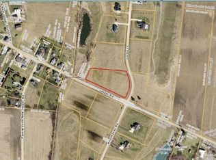 829 Curtis Ln, Xenia, OH 45385