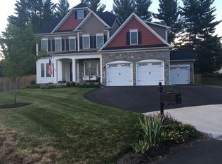 42080 Lincolnshire Dr, Chantilly, VA 20152