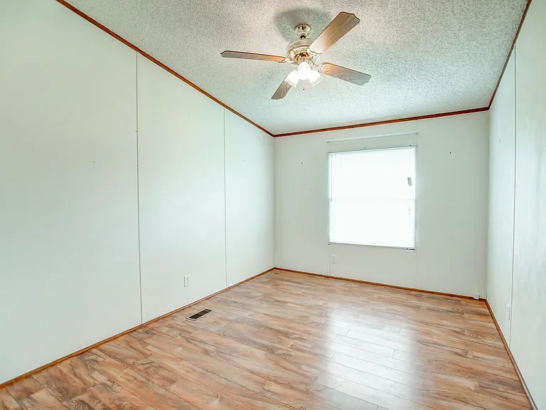 37A Riverside Ln — Photo 12