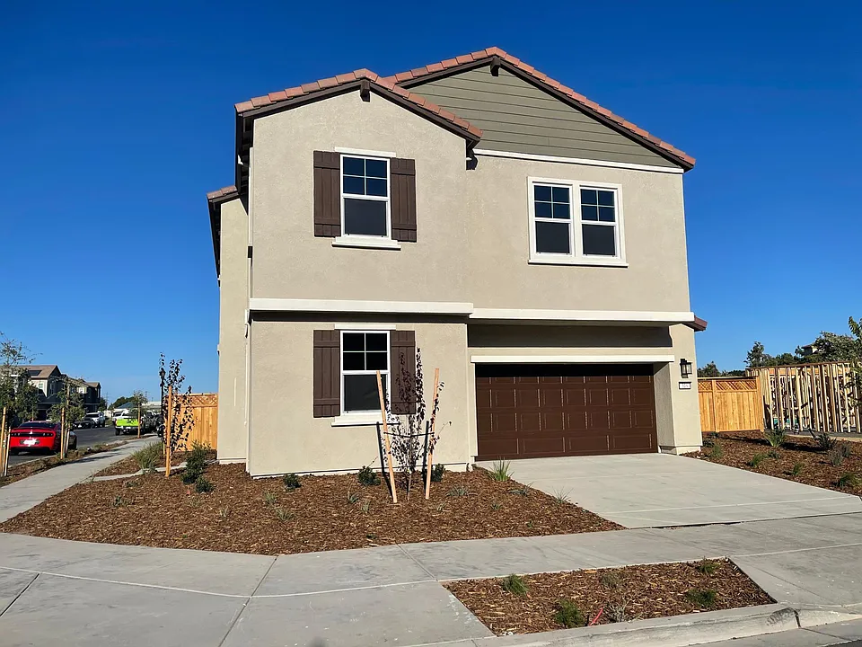 316 Padre Dr