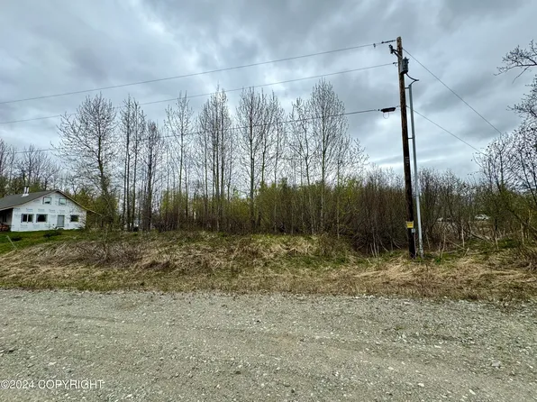 10081 N Arnistead Cir, Sutton, AK 99674