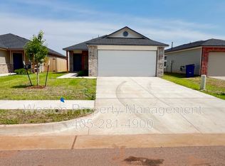 1218 Guthrie Farms Blvd, Guthrie, OK 73044