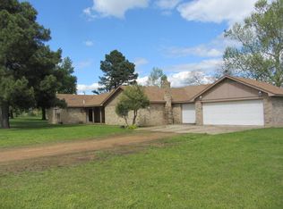 1137 N 4242 Rd, Hugo, OK 74743