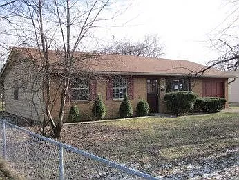 3949 N Mitthoefer Rd photo 1