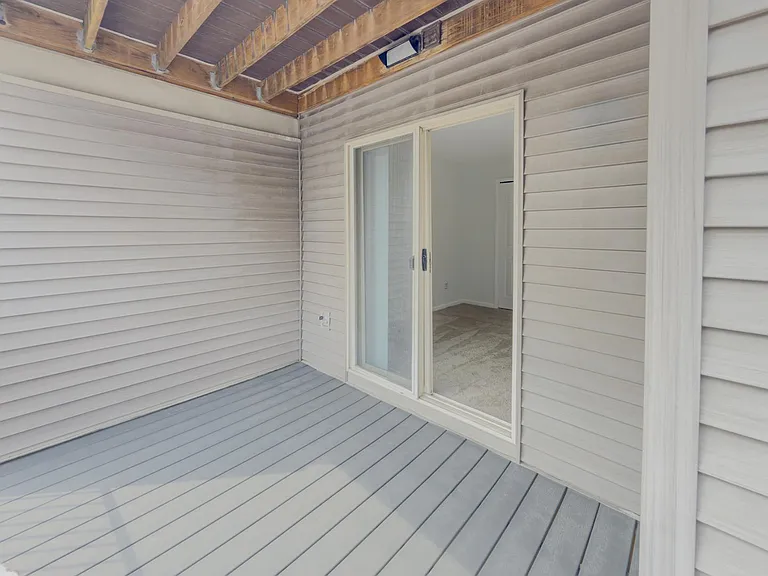 4306 Maple St — Photo 24