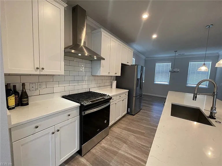 1801 Moravian Walk — Photo 15