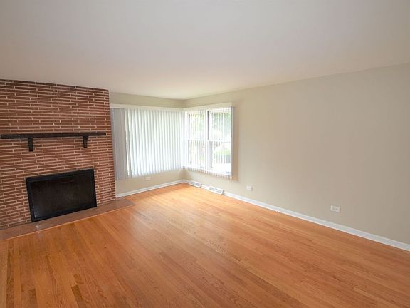 5th image of 9715 Parkside Ave