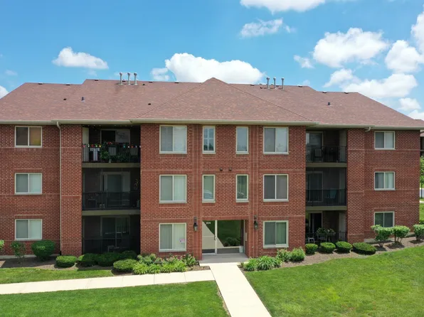 6970 Heritage Cir #5-1C, Orland Park, IL 60462