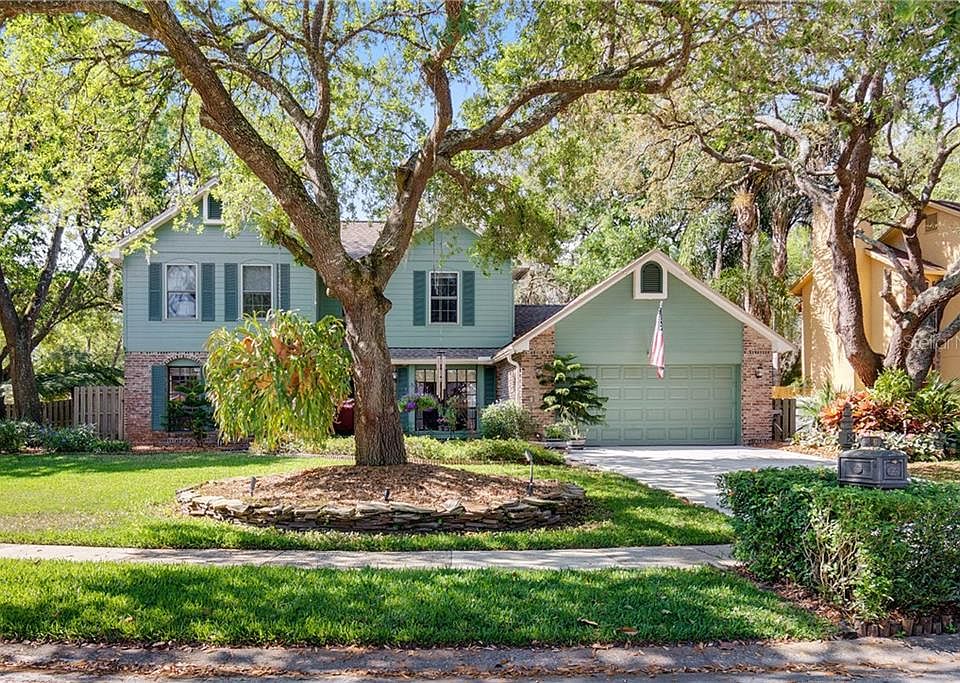 1st image of 386 Brushwood Ln