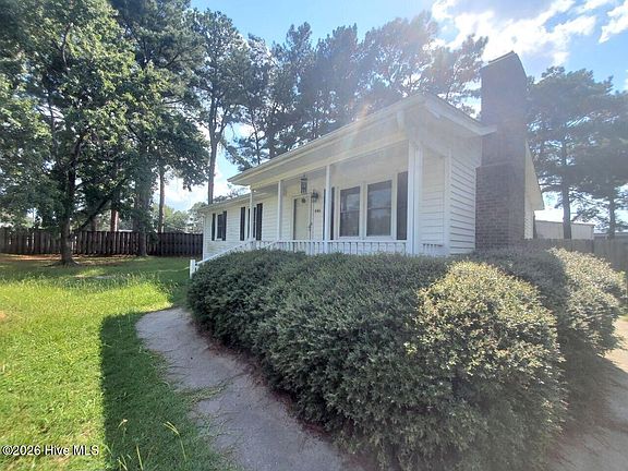 5th image of 446 Farmingwood Road