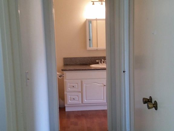4th image of 2252 Shady Hills Dr