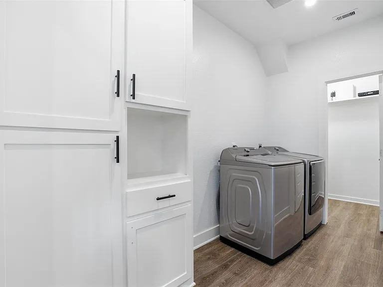 3411 Nance St — Photo 34