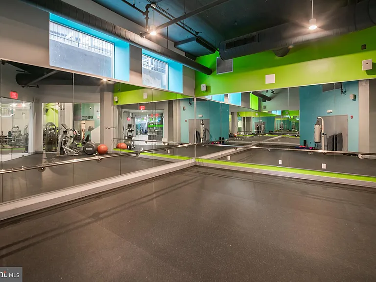 1100 S Broad St #99C — Photo 19
