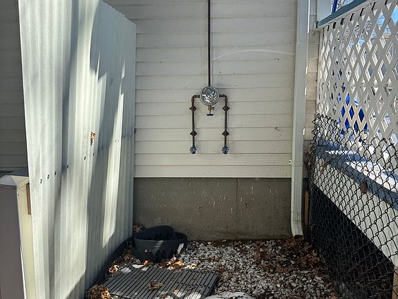 5th image of 34 Inkberry Trl