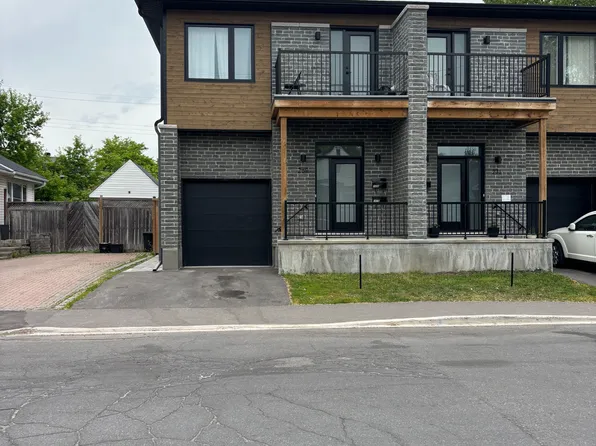 269 B Queen Mary St, Ottawa, ON K1K 1X1