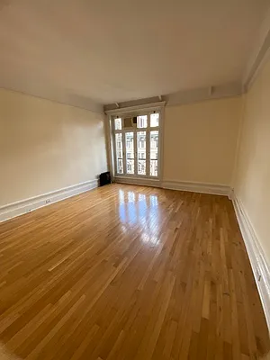 Rented by Gala West Realty LTD | media 2