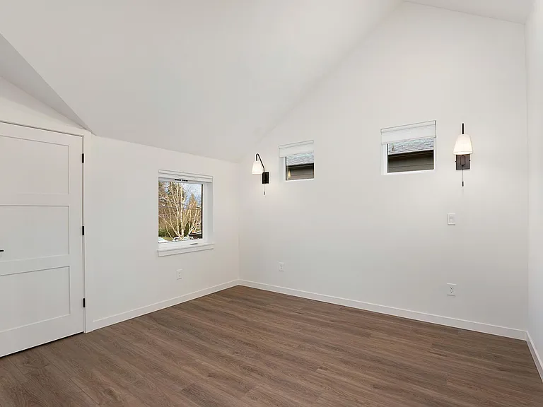 3212 NE 70th St #B — Photo 9