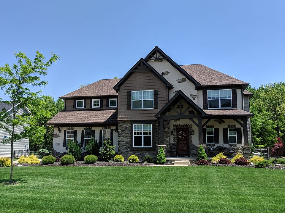 1st image of 9681 Grand Oaks Trl