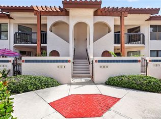 3470 SE Martinique Trce APT 201, Stuart, FL 34997