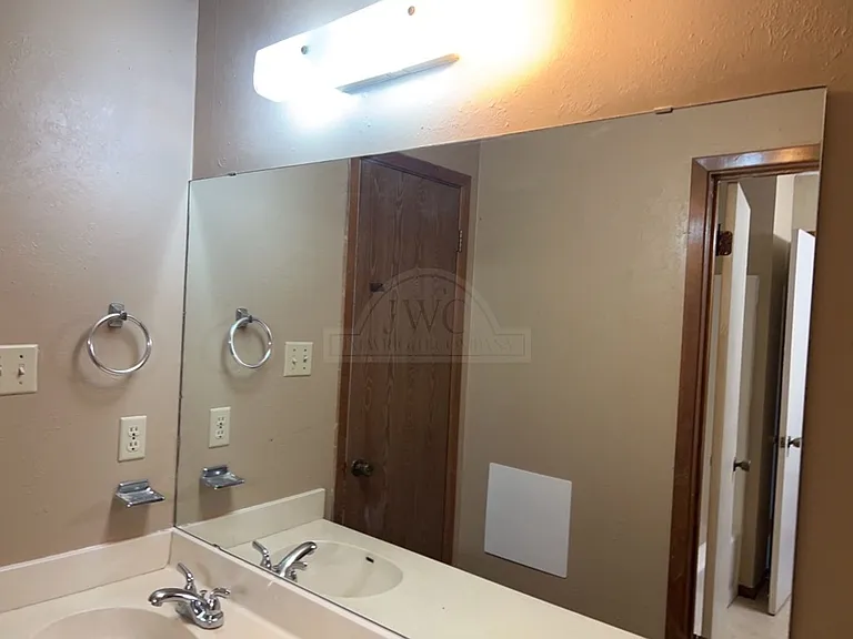 4209 Water St — Photo 19
