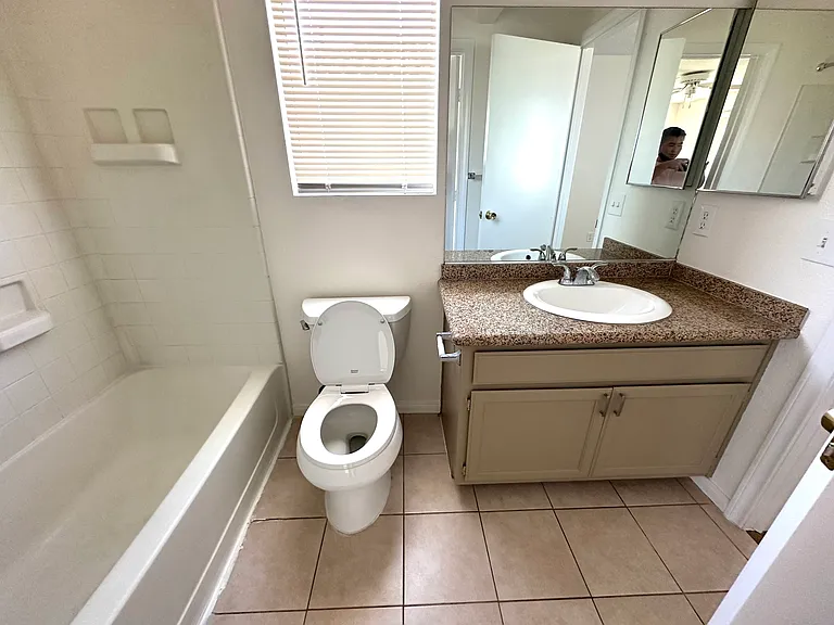 3380 Stacey Lyn Dr — Photo 16