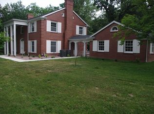 10 Wildwood Dr, Mount Vernon, IL 62864