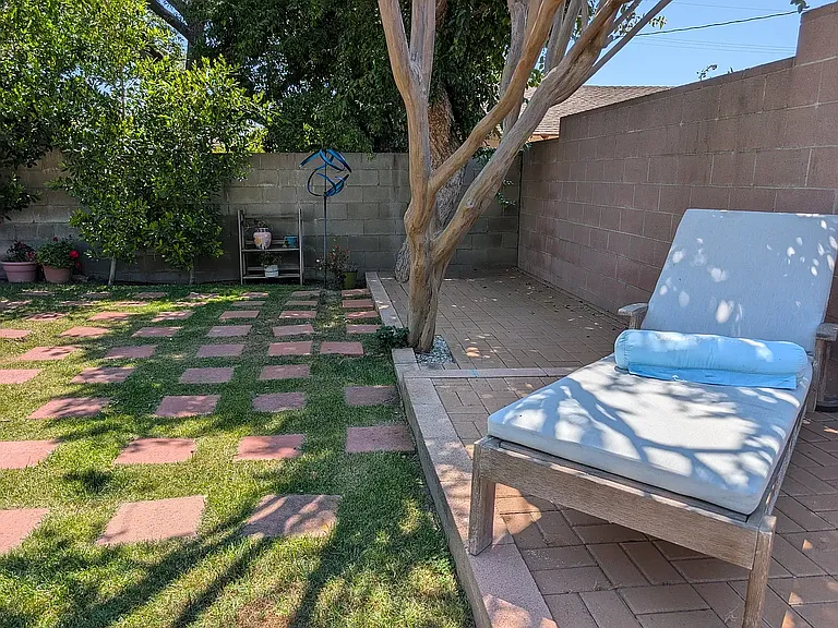 2336 W Orange Dr N — Photo 86