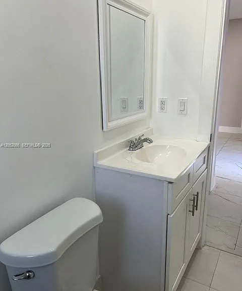 922 NW 2nd St #4 — Photo 7